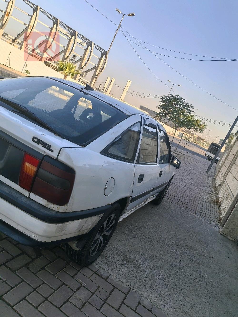 اوبل فيكترا
